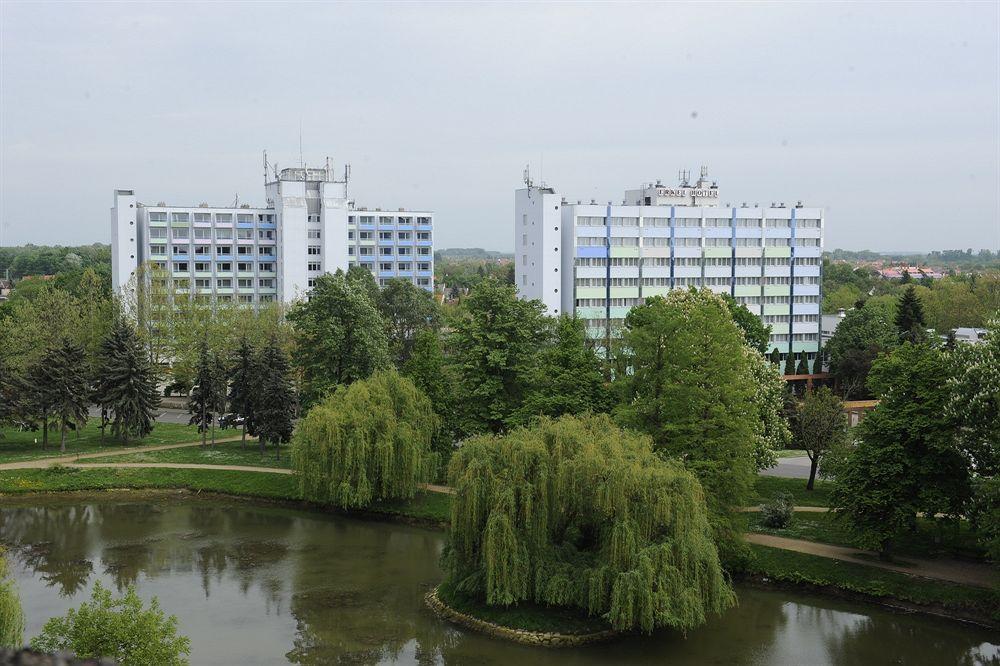 Hunguest Hotel Gyula Exterior photo